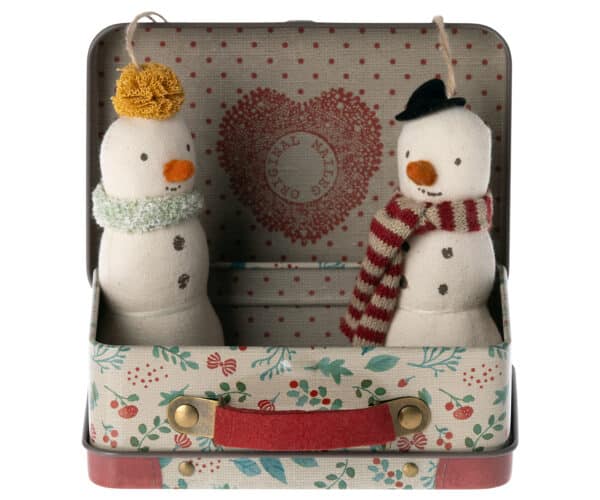 14-3552-00 Maileg Kerst Sneeuwpoppen in Metalen koffertje 5707304128588 (2)