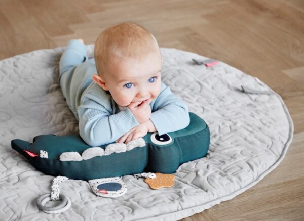 Done by Deer Tummy Time Activity Toy Croco - Groen