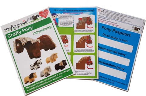 Crafty Pony Paarden Knuffel Zwart met Zwarte Manen (48 cm) incl. instructieboekje