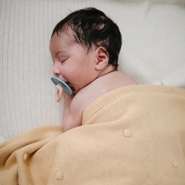 Mushie Deken Knitted Ribbed Baby Blanket - DarkGrey Melange