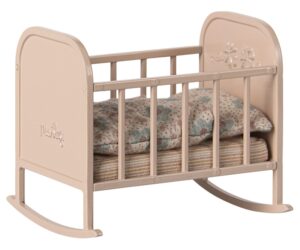 Maileg Poppenhuis Accessoires Wiegje Cradle MY Light Rose 5707304142522